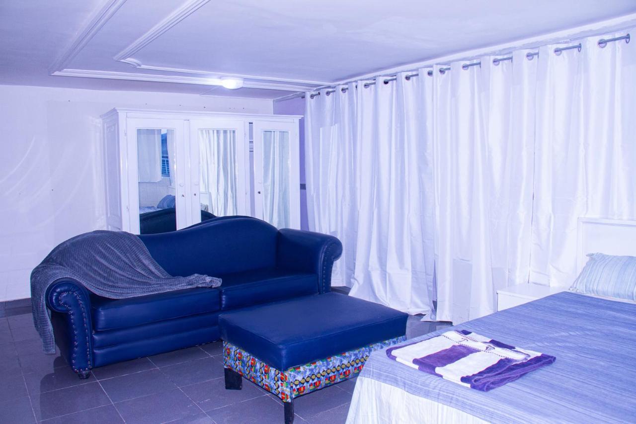 Hotel Amazone Cotonou Exterior foto