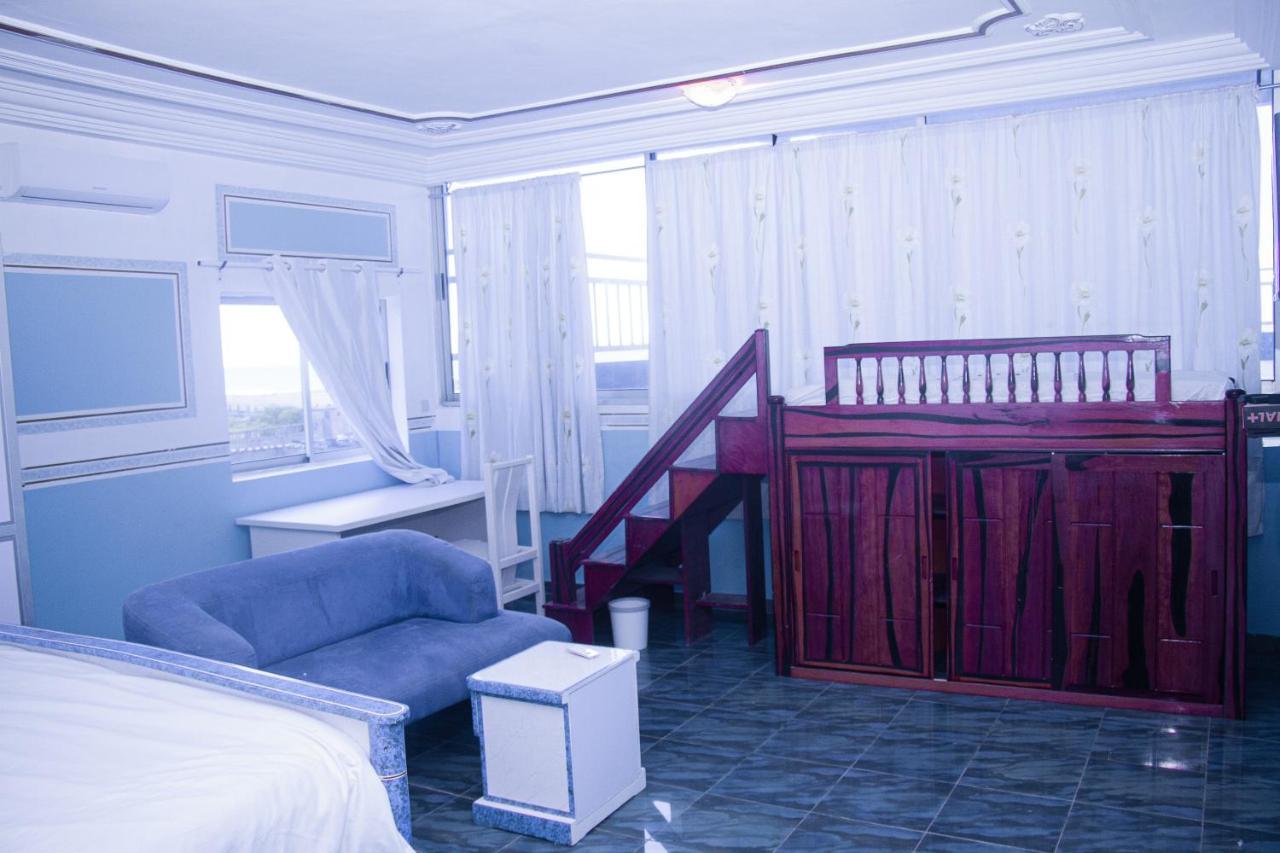 Hotel Amazone Cotonou Exterior foto